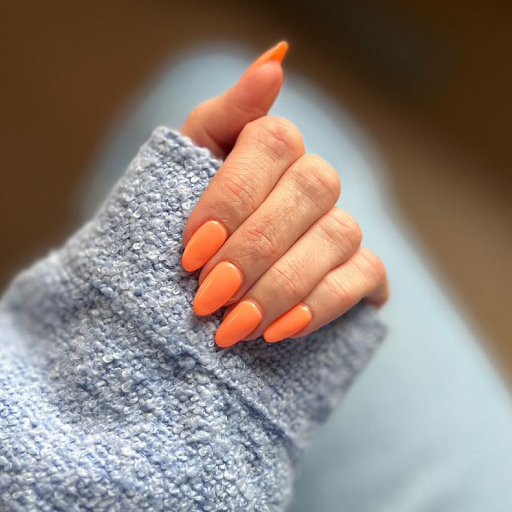 Gel Polish • 642 Orange Blaze (semi-transparent) • 21FREE